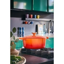 Le Creuset Cocotte Fonte Rond 26 Cm Volcanique -Cuisine À Domicile 213185 4 3 Cocotte fonte rond 26 cm volcanique Le Creuset