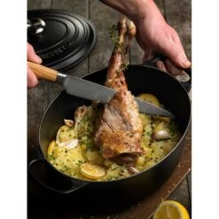 Le Creuset Cocotte Fonte Ovale 29 Cm Noir -Cuisine À Domicile 213200 2 2 Cocotte fonte ovale 29 cm noir Le Creuset