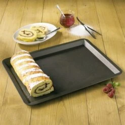 Plaque à Pâtisserie Acier Revêtu Anti-adhérent 40 Cm -Cuisine À Domicile 54211 4 6 Plaque a patisserie acier revetu anti adherent 40 cm Mathon