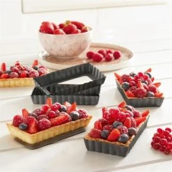 Lot De 8 Moules à Tartelettes à Fond Amovibles -Cuisine À Domicile 549005 3 2 Lot de 8 moules a tartelettes a fond amovibles Mathon