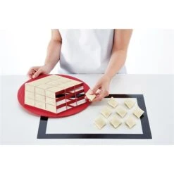 Lekue Découpoir Pour Petits Fours -Cuisine À Domicile 560004 3 1 Decoupoir pour petits fours Lekue