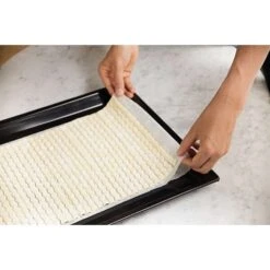 Roulette Découpe Pâte Pour Gressins -Cuisine À Domicile 653411 2 2 Roulette decoupe pate pour gressins Betty Bossi