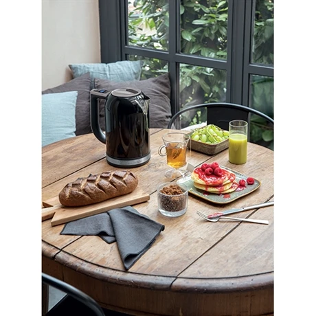 KitchenAid Bouilloire électrique Noire 5KEK1722EOB 4 KitchenAid Bouilloire électrique Noire 5KEK1722EOB – Image 4