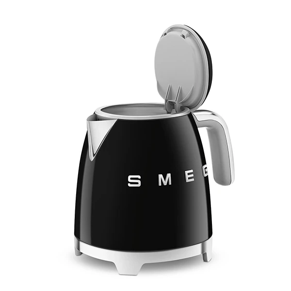 Smeg Mini Bouilloire 0,8 L 1400 W KLF05BLEU Noir 1 Smeg Mini Bouilloire 0,8 L 1400 W KLF05BLEU Noir