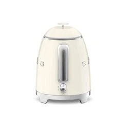 Smeg Mini Bouilloire 0,8 L 1400 W KLF05CREU Crème -Cuisine À Domicile 702032 2 1 Mini bouilloire 0 8 L 1400 W KLF05CREU creme Smeg
