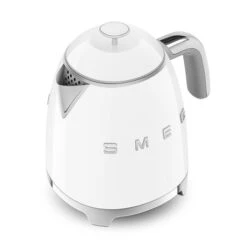 Smeg Mini Bouilloire 0,8 L 1400 W KLF05PBEU Blanc -Cuisine À Domicile 702033 2 1 Mini bouilloire 0 8 L 1400 W KLF05PBEU blanc Smeg