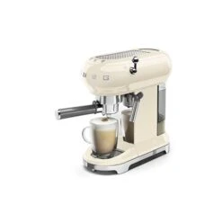Smeg Machine à Café Expresso Crème 1 L 1350 W ECF01CREU -Cuisine À Domicile 70288 3 3 Machine a cafe expresso creme 1 L 1350 W ECF01CREU Smeg